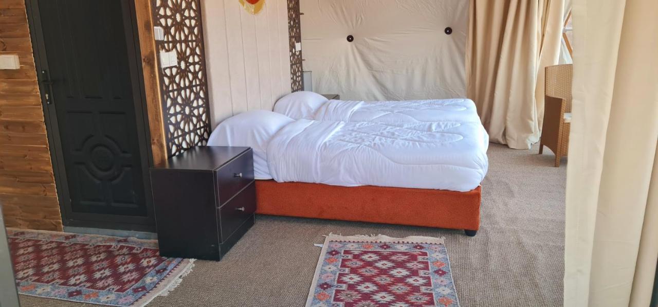 Hasan Zawaideh Luxury Camp 2 Hotel Wadi Rum Exterior photo