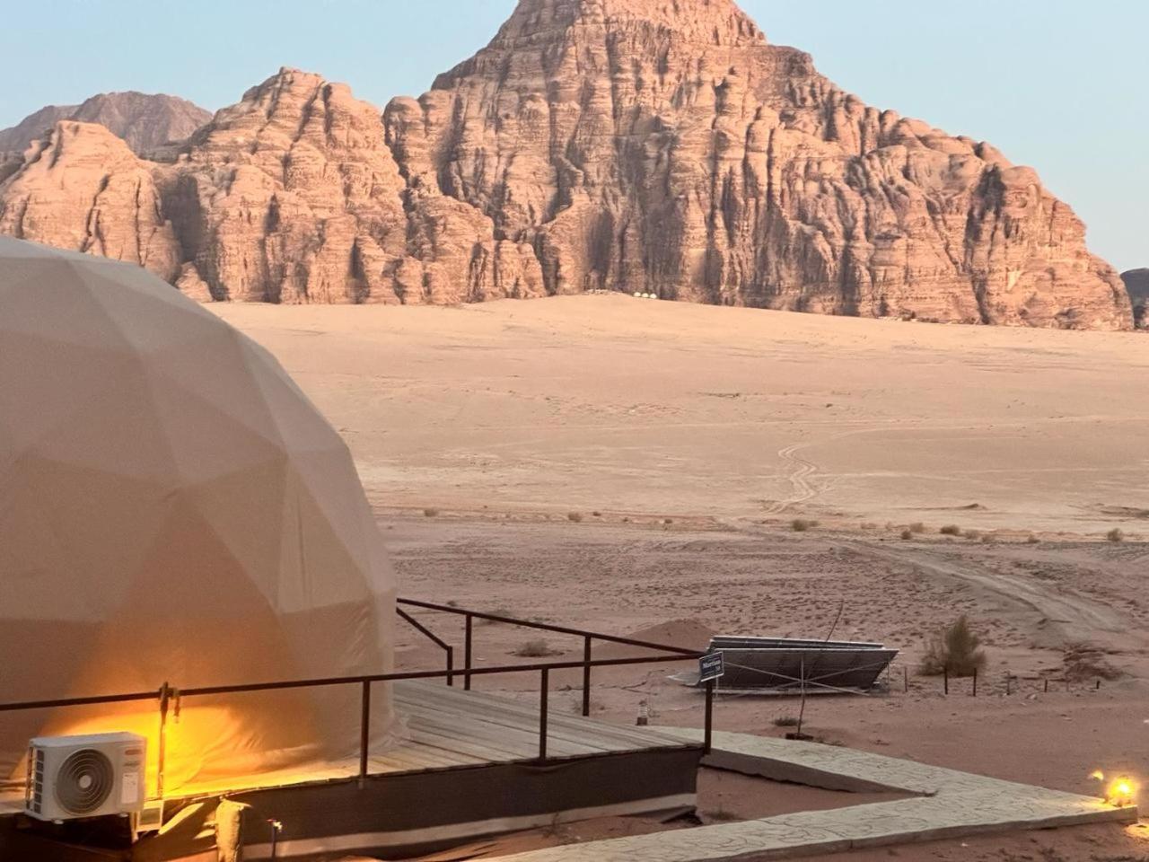 Hasan Zawaideh Luxury Camp 2 Hotel Wadi Rum Exterior photo
